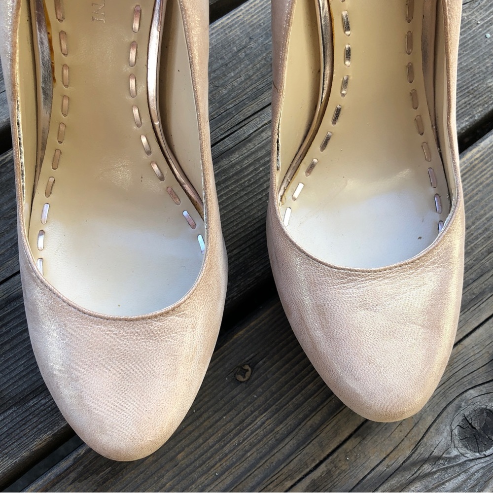 Enzo Angliolini Light Mauve Pumps - image 3